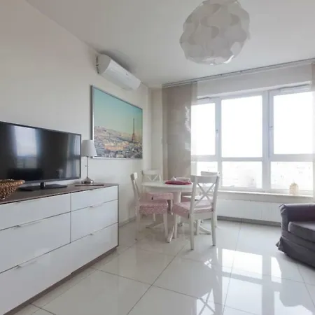 Modern Air-conditioned In Old Town Appartamento *