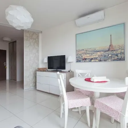 Modern Air-conditioned In Old Town Appartamento *